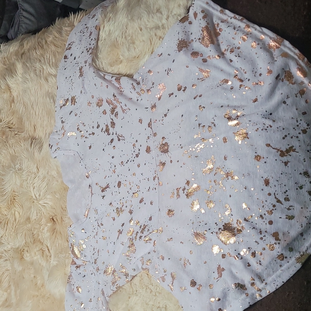 White Top with gold flakes